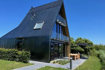 Image de Villa très unique avec vue, près de la plage