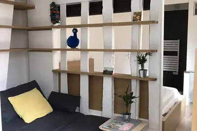 Image de Joli Studio rue Montorgueil - Refait à neuf.
