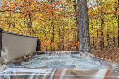 Image de The Oculus - Huge Cabin with a Hot Tub!