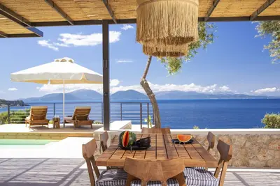 Image de Luxury Beach Villa private pool sea views 50m From The Ammoussa Beach