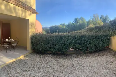 Image de appartement situé dans une résidence très calme et sécurisée
