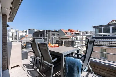 Image de Huswell - Central apartment with sunny terrace