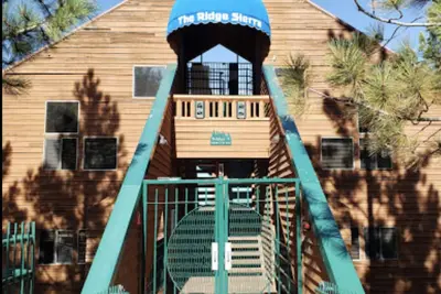 Image de The Ridge Sierra- 1/2 mile from Heavenly chair lift