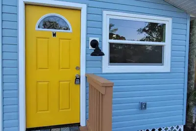 Image de Adorable New Remodel W Cozy Guesthouse to Relax