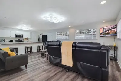 Image de Paradise at Tallahassee - 4br/2Bathrooms