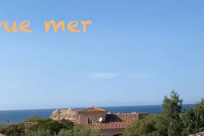 Image de Dans Maison Vue Mer T3/4pers. \nTERRASSE Clim \nÀ 800m A Pied D’Ile Rousse