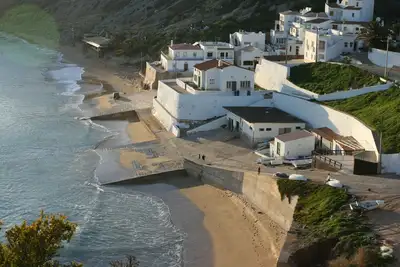 Image de Casa Valeria is located directly by the sea - first floor