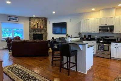 Image de Luxury Ski In/Out Timbers Unit with Hot Tub and Amazing Views!
