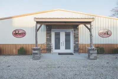 Image de New Construction perfect for outdoor enthusiast centrally located