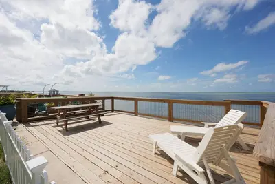 Image de Sea-Vista | 2bd Waterfront Kid & Pet Friendly Home