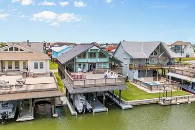 Image de Dubois House is Waterfront in Poc