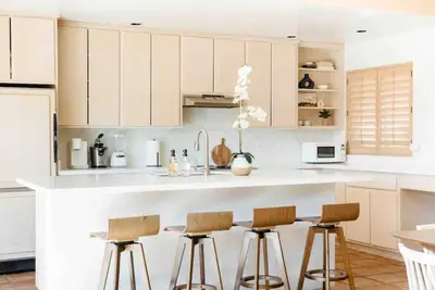 Image de New! | 1 mile to Old Town | Salt Water Pool | The Emerson Place