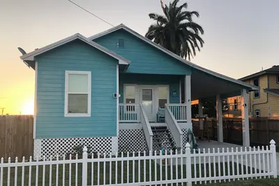 Image de New! The Pearl Palms - Pet friendly; walk to bay