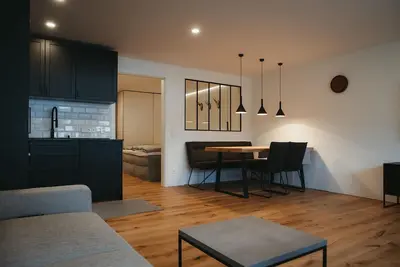 Image de Modern Black Forest loft with mountain views - ski lift, bathing lake & thermal spa
