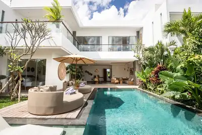 Image de Coastal Elegance: 4br Villa, 400m to Finns,