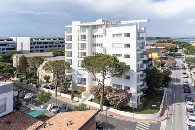 Image de Appartement de vacances avec climatisation et balcon