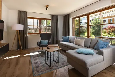 Image de Vacation apartment Königssee, 1-4 persons, 104 sqm, 2 bedrooms, balcony with mountain view