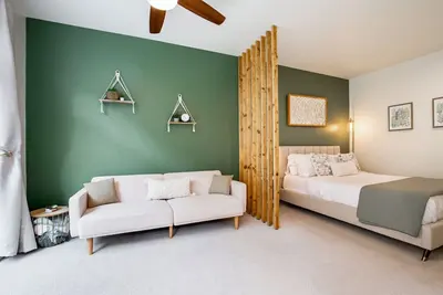 103 - Belltown Apartment