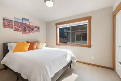 104 - Mainstreet Townhouse