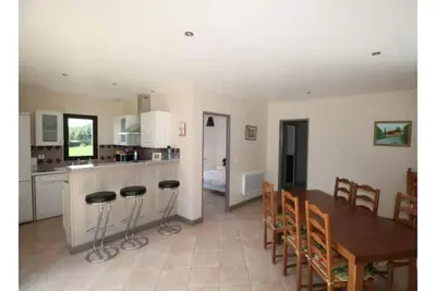 Image de Maison 2 chambres pour 4 personnes avec piscine