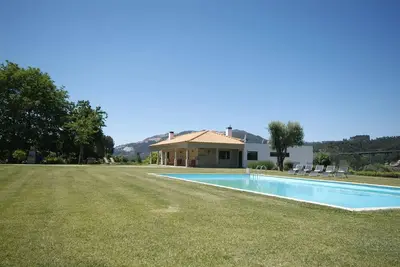 Image de Maison de vacances Refoios do Lima pour 1 - 14 personnes avec 6 chambres à coucher - Maison de vacan