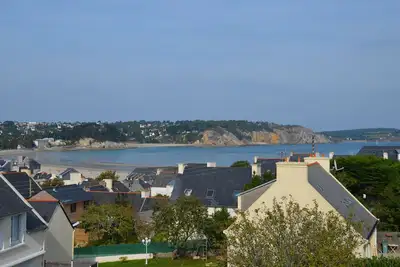 Image de Rez de chaussée dans une petite résidence à 200 m de la belle plage de Morgat