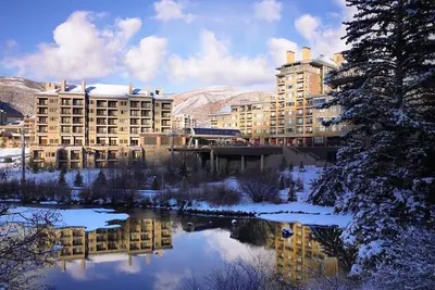 Image de Riverfront Westin Studio Prem Villa: Sleeps 4, March 13-20, 2026, Ski In/Out