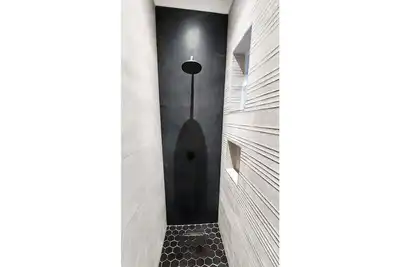 Image de 🌟Modern studio with private garden, self check-in🌟