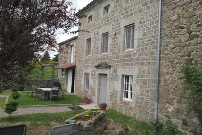 Image de Homerez - Maison charmante à Cubelles avec vue sur la montagne