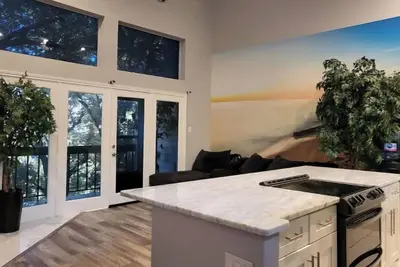 Image de 2-bedroom condo just 9 minutes drive to Galleria Dallas