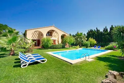 Image de Lovely Alcudia Villa | Casa De Arcos | Private Pool Gardens | Close to Resort Centre and Beaches
