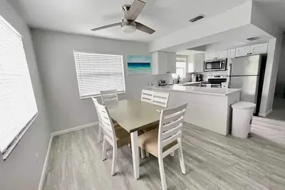 Image de MySunsetView 05 UnitE 2bed2bath+Pool 3min to Beach