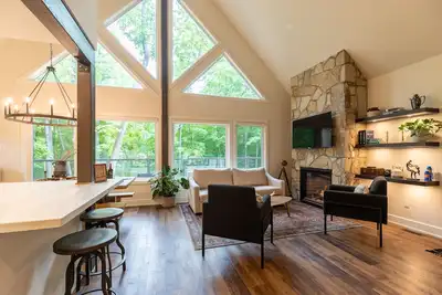 Image de The Ravine In Calabogie - Luxury Chalet