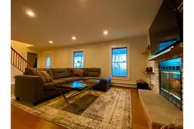 Image de The Under Ridge Home - 4 Bedroom w\/Fireplace
