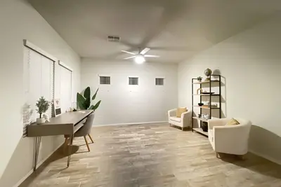Image de Home away from home in Sunny Az -Office & 4 bedroom