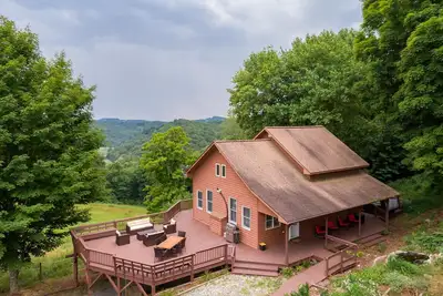 Image de Misty Mornings Escape - Near Boone, great views, hot tub, pets welcome!