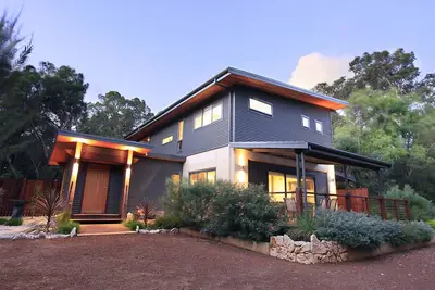 Image de Novello on Summer Brace perfect getaway in rural Yallingup