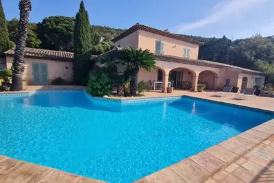 Image de Villa indépendante 6 Pieces avec piscine privée Grimaud
