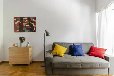 Image de AthanasiouDiakou5 - Colourful apartment under the