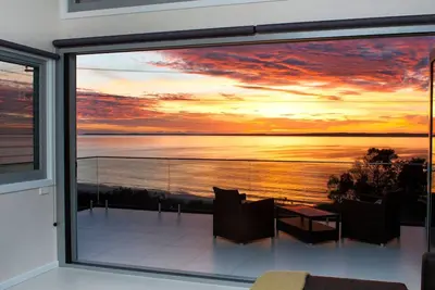 Image de Allure at Hyams Beach - seconds to white sands
