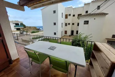 Image de Appartement familial 3 ch proche plage Ă LlançĂ