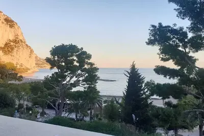 Image de Luxury one large bedrom flat with large sea view.