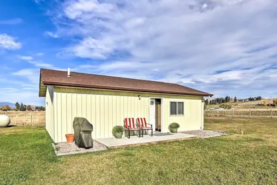 Image de Cozy Cottage Studio: Stunning Mountain Views!