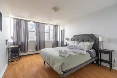 Image de 112 Bright Dt Apt w Amazing View