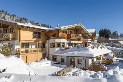 Image de Luxury chalet 330 m² - Sauna, jacuzzi & mountain view for up to 14 people
