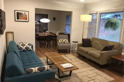 Image de 7 Miles to Masters Tournament - Less Traffic - Sleeps 8