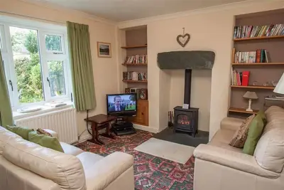 Sunset Cottage, family friendly, with open fire in Ambleside