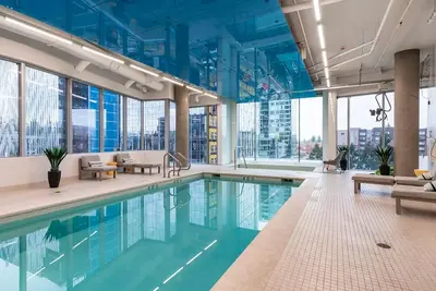 Image de Sophari 1br Experience:Modern | Pool+Gym Bellevue