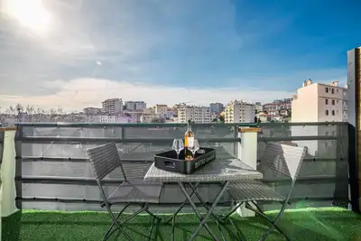 Image de Petit Juas - Loft au design trés moderne avec terrace à 10 min to Palais
