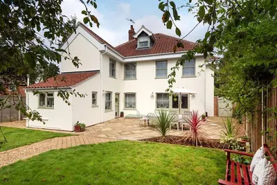 Image de The Hollies - a self catering cottage that sleeps 6 guests in 3 bedrooms